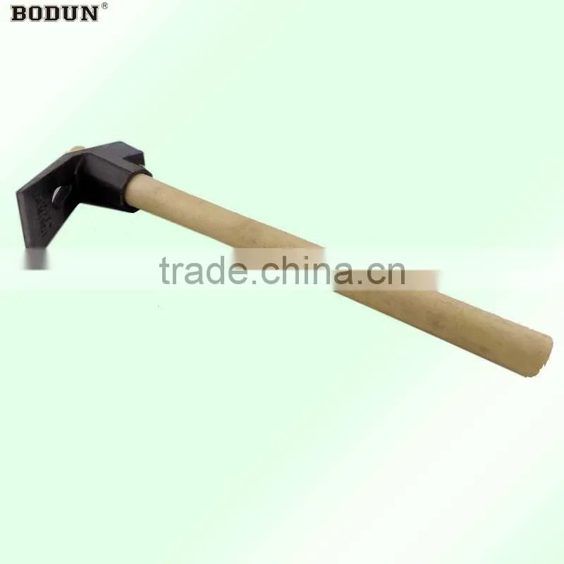 H4006 Wooden handle adz