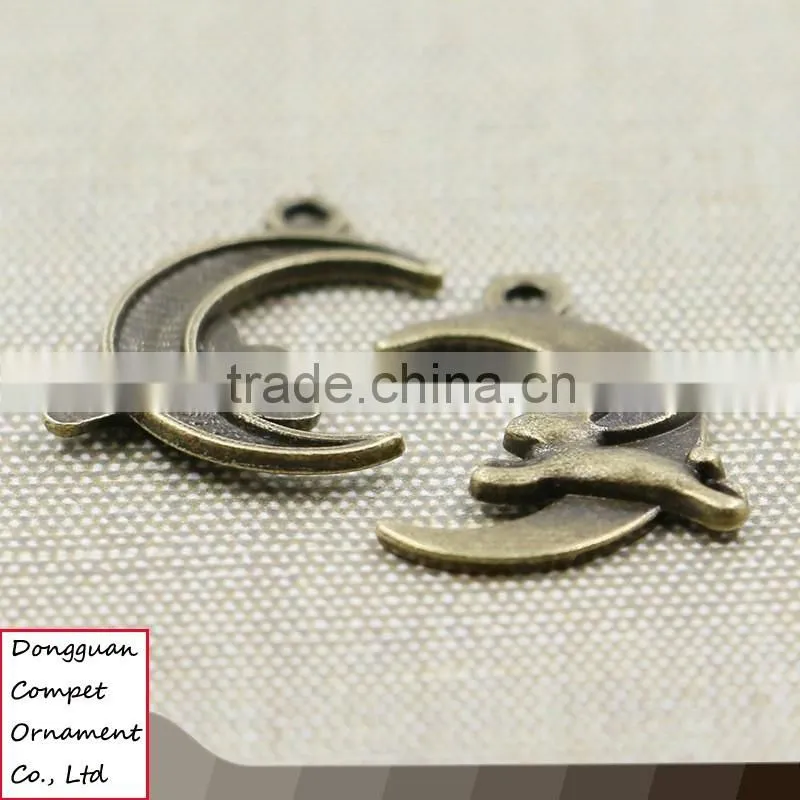 Wholesale zinc alloy curved moon rabbit pendant