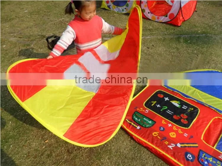 Foldable Pop Up Play Tent with 2 Doors and 2 Mesh Windows Pvc Child Game House Kids Single Layer Play Camping Tent