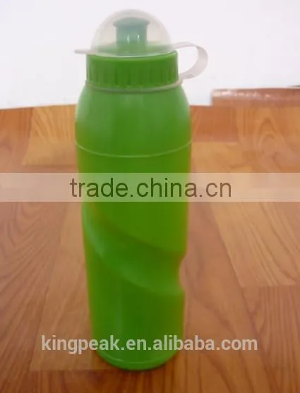 750/1000ml Eco friendly Unique design football type PE water bottle and sports bottle