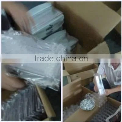 Plastic supermarket advertising display clamp