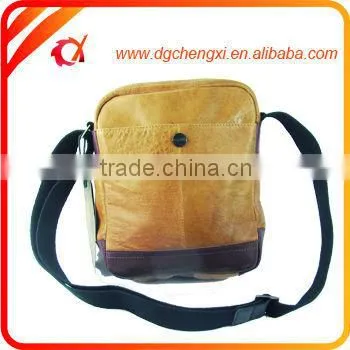 Classic Soft Leather Man's pad or laptop Business Messenger Bag