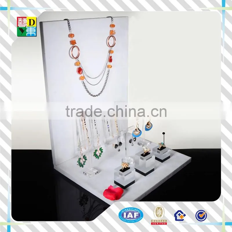 2015modern design acrylic cosmetic display stand/hot selling fashionable acrylic perfume display rack made in China