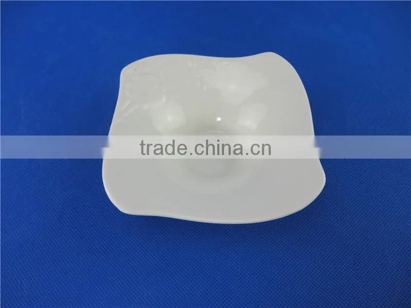 stock small white ceramic dish hot selling ceramic dinner set for children