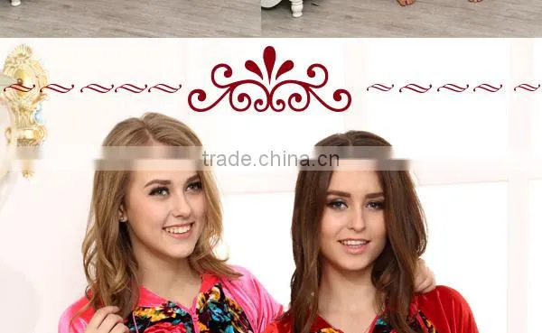 Custom made women winter velvet pajamas with rib red color printing zip-up home wear