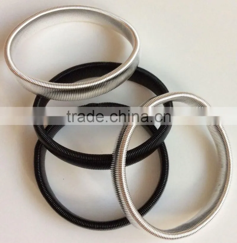 2 Pairs Metal Sleeve Holders Garters Silver,Gold & Black Elasticated Armbands Shirt Arm Bands