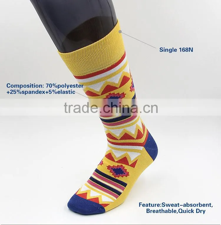 Newest cotton/polyester jacquard logo colors socks wholesale in 2015