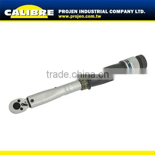 CALIBRE Hand tool 3/8" and 1/2" Dr Universal Y Shape Wrench