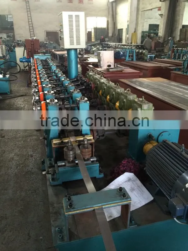 Steel pipe making machine