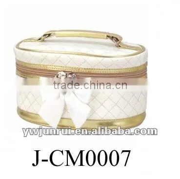 Accept OEM Orders Fashion Design Best Gift Round Shape cosmetic bag