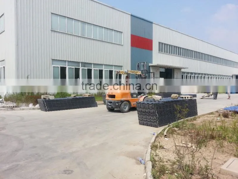Weathering resistant synthetic resin tile shingle