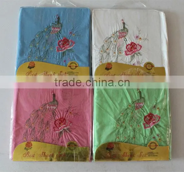 2015 new design embroidered bedding set