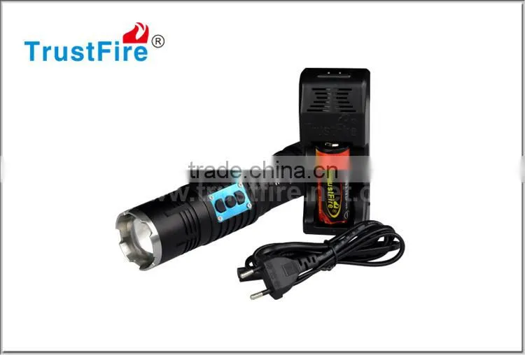 New style focusing flashlight TrustFire hand rechargeable flashlight Z7 550LM zoomable led flashlight