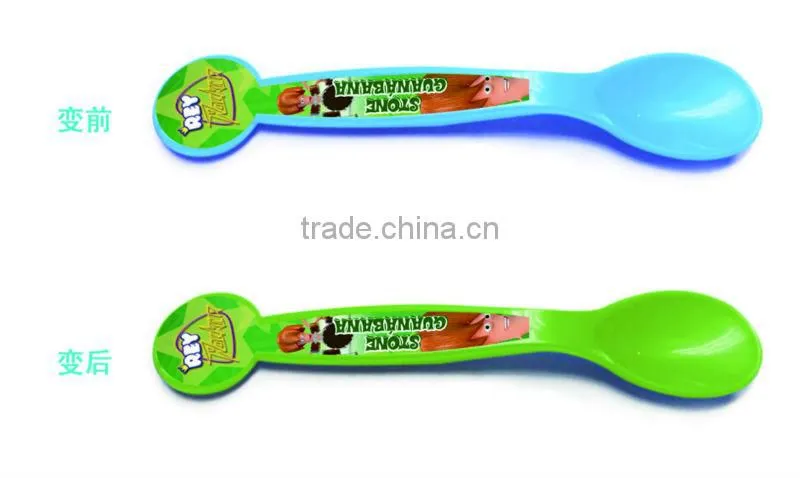 Ice Cream Plastic Spoon Changing Color