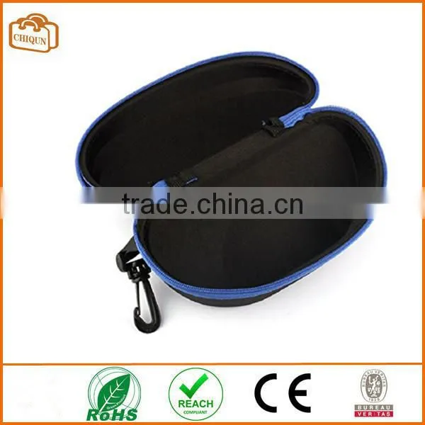 Fashion Portable Carabiner Eye Glasses Sunglasses Hard Case Protector Box (Blue)