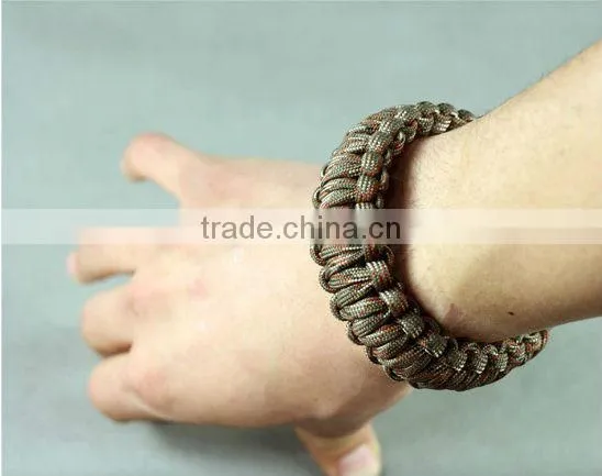 New paracord survival bracelet