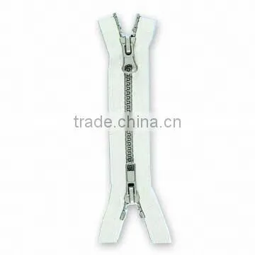 5# Plastic Zipper With Golden teeth A/L Zipper