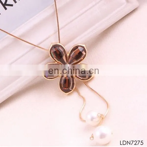 Champagne flower pendant pearl tassel necklace