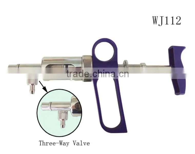 Large connecting syringe for animal