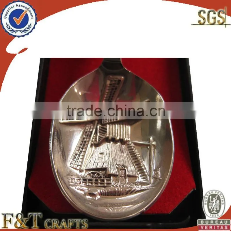 Zinc alloy 3Dbuildings high quality plating nickle spoon/souvenir gift