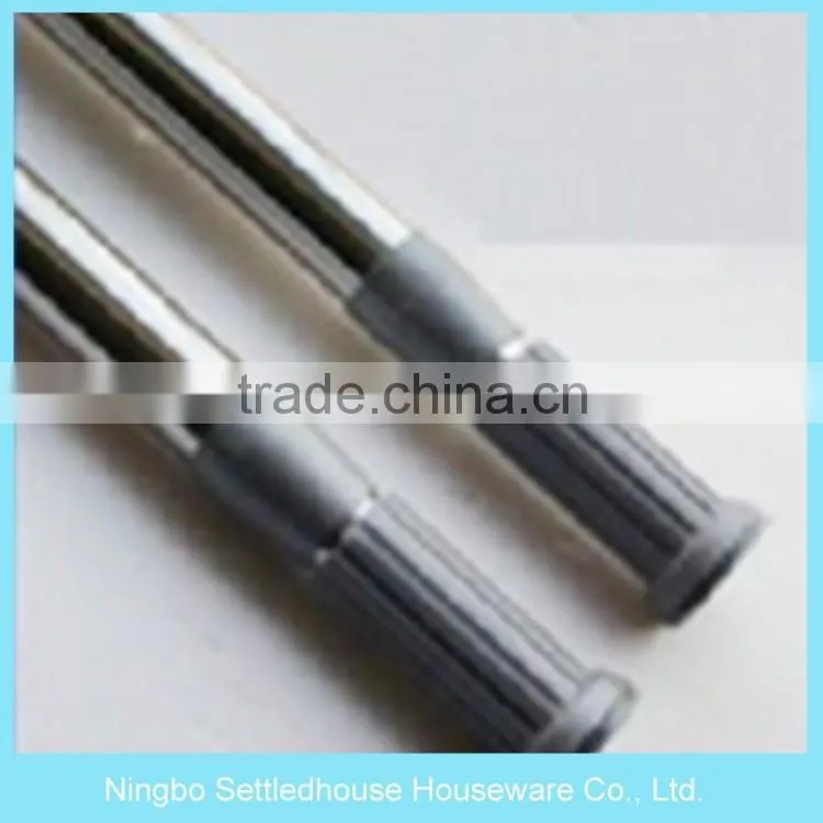 Metal portable adjustable shower curtain rod without bracket
