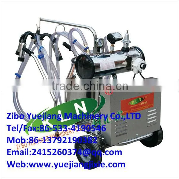 vacuum pump type milking machine with one bucket