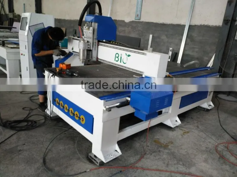 HOT sale,woodworking machine engraving for wood door,gift boxes,relief and other relative woodware