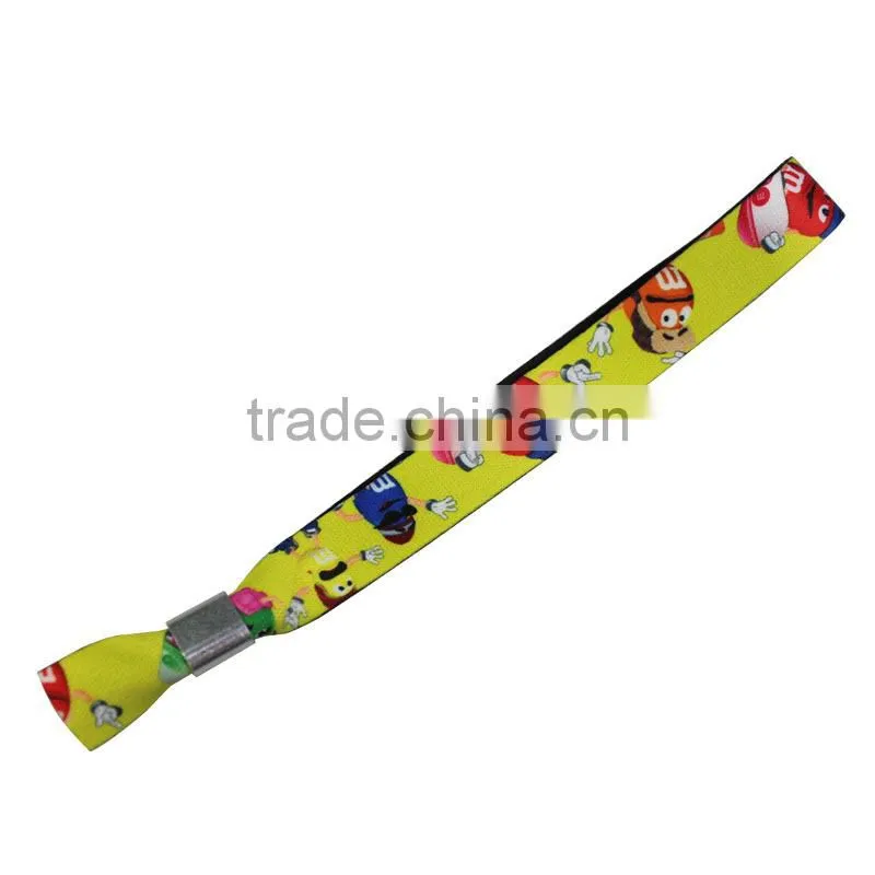 China wholesale plastic clip woven wristband for festival