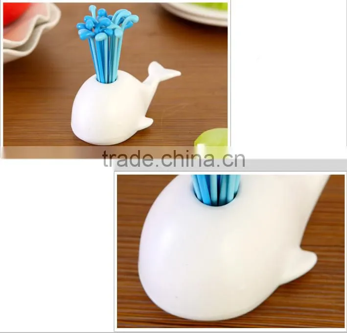 Wholesale Stock Small Order Lovely Beluga Fruit Fork
