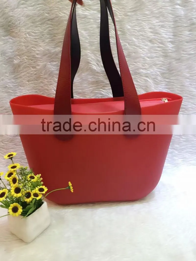 Yiwu and Guangzhou Lady Bags Market