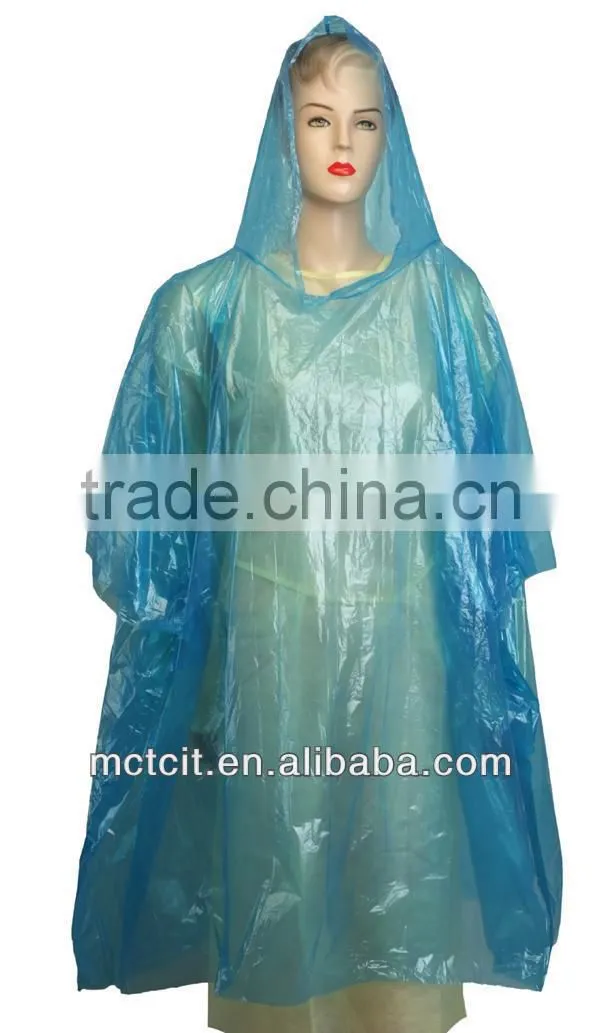 comfortable pe plastic raincoat with high quality