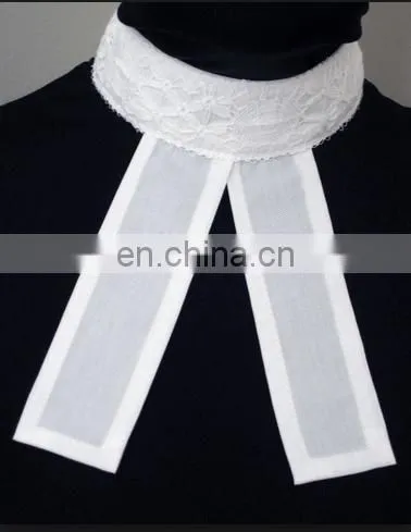 UK Style White Barrister Collarette