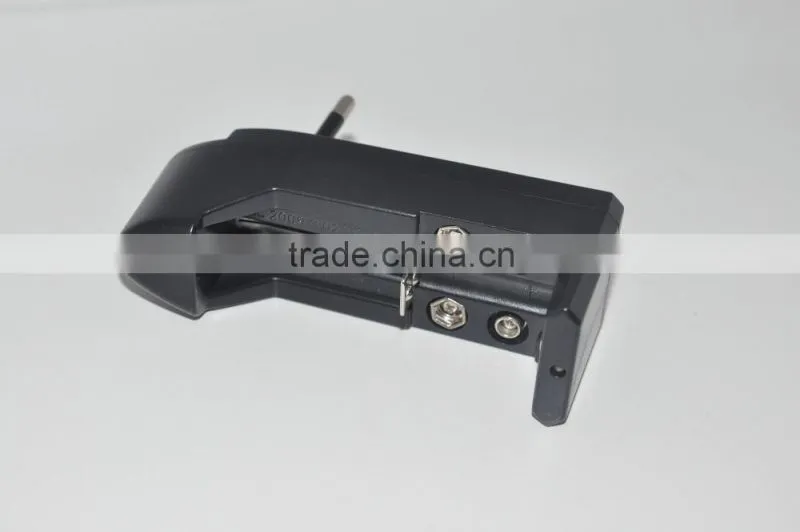 Travel Charger /Home Accessory 3.6v for Li-ion AA AAA 18650 Universal Battery Charger