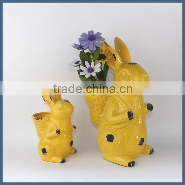 Alibaba wholesale ceramic easter rabbit figurine craft