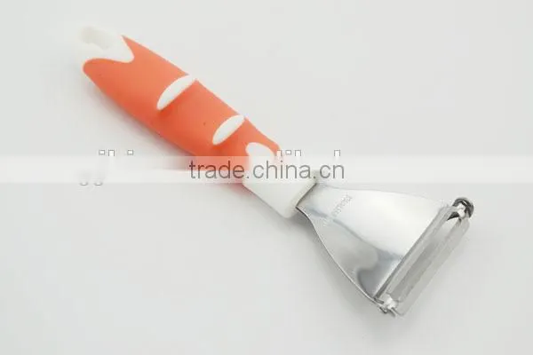 2015 hot selling fruit and vegetable tools Stainless Steel peeler with plastic handle