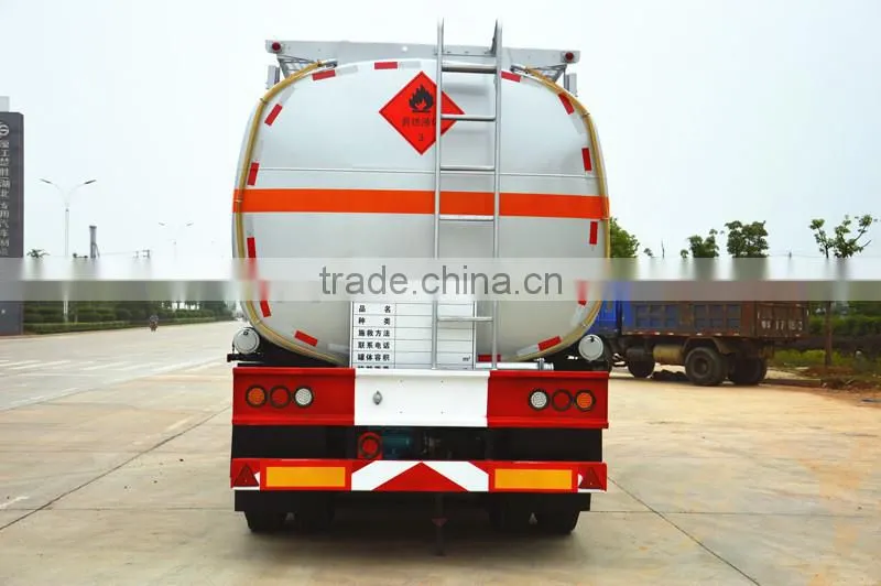 Tri-axle 50000 Liters Fuel Tank Trailer with Tractor
