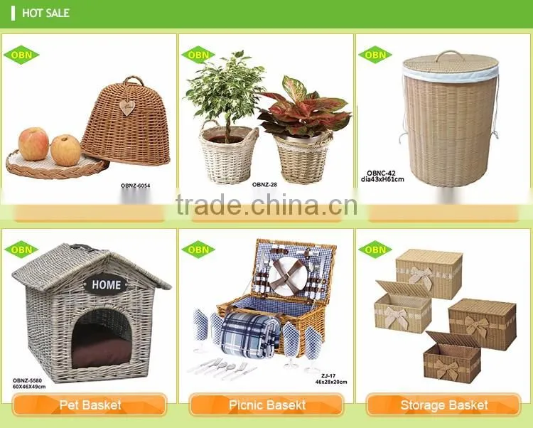Cheap fancy small round wicker basket for gift with sawing handle