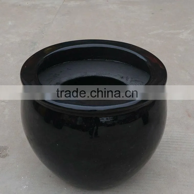 Modern garden vases