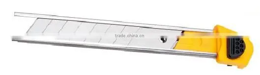Stationery knife with skidproof rubber grip handle