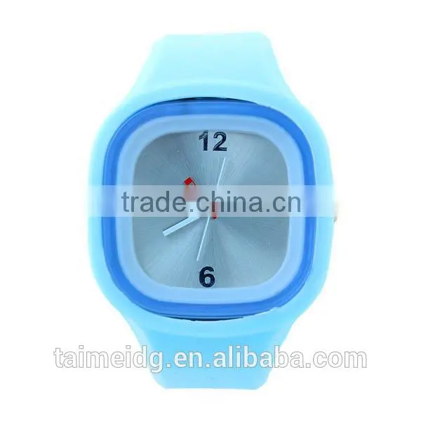 Outstanding design wrist watch rubber strap quartz