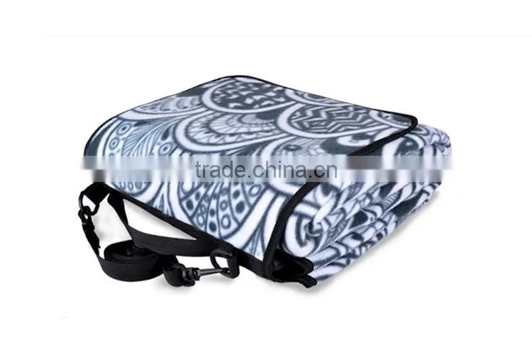 TOOTS Best Foldable Fleece Blanket for Camping