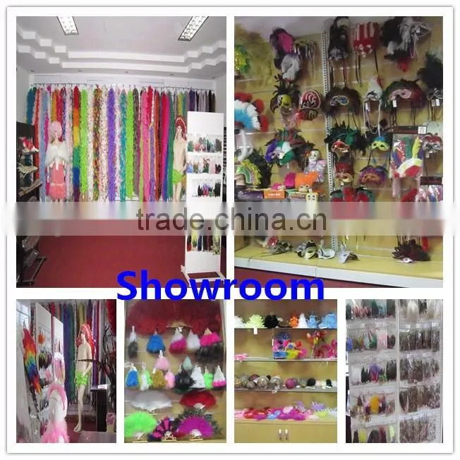 Wholesale Party Mask With Rooster Tail Feather Decoration