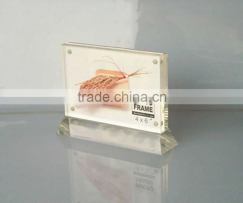 Acrylic magic photo frame