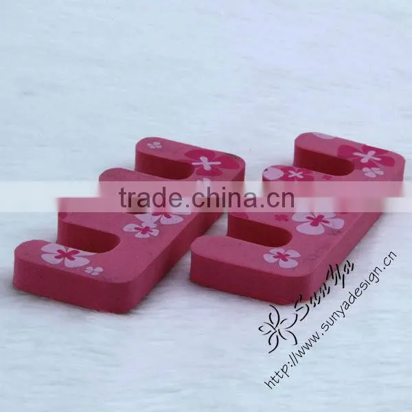 Foam toe separator
