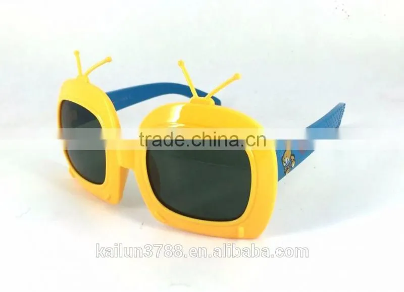 cool boy or girl TV sunglasses for baby