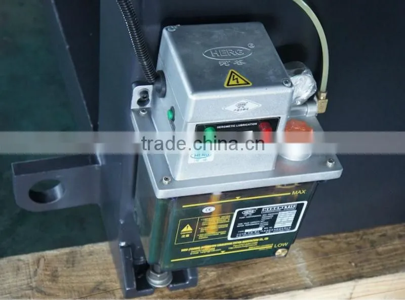 280 TON plastic injection molding machine with servo motor