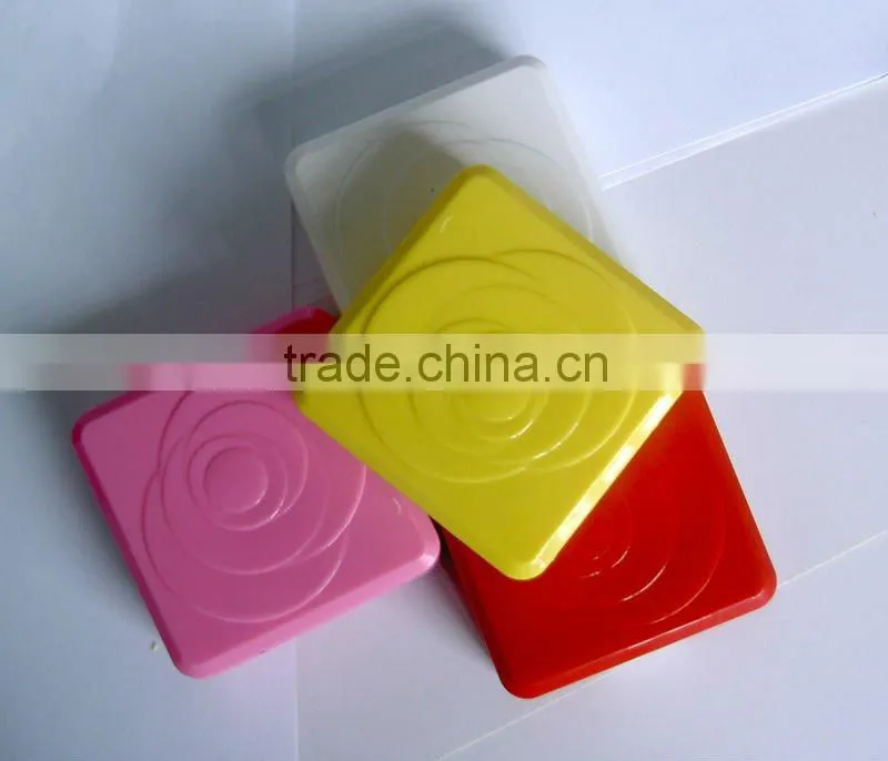 THE BEST SELLING CONTACT LENS CASES