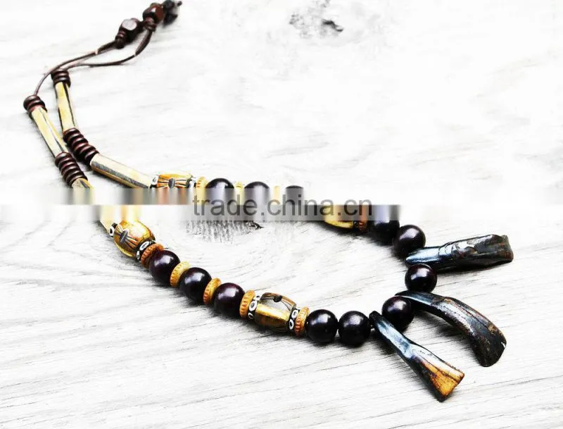 Special Design Necklace/Wholesale Fashion Large Garnet Jewelry Wooden Beads Necklace/Hot Sale