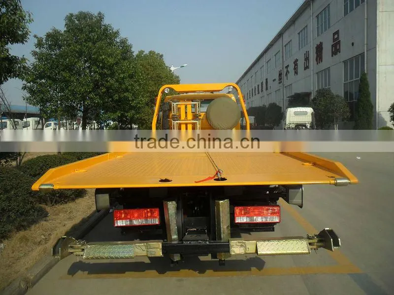 JAC wrecker truck