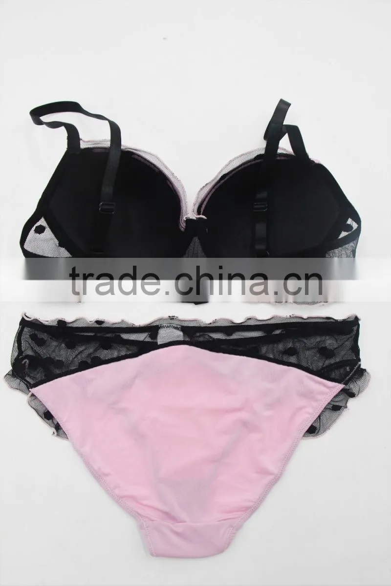 Sexy women bikini set with black lace Pink Ladies bra set underwear